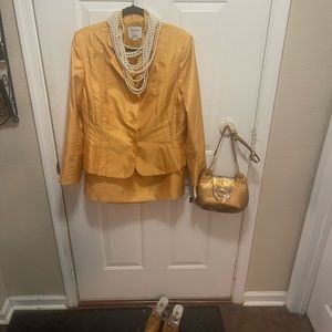 le suit yellow skirt suits